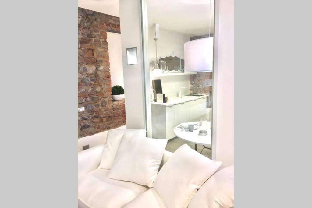 Punto Luce Home In Center Of Verona Exteriör bild